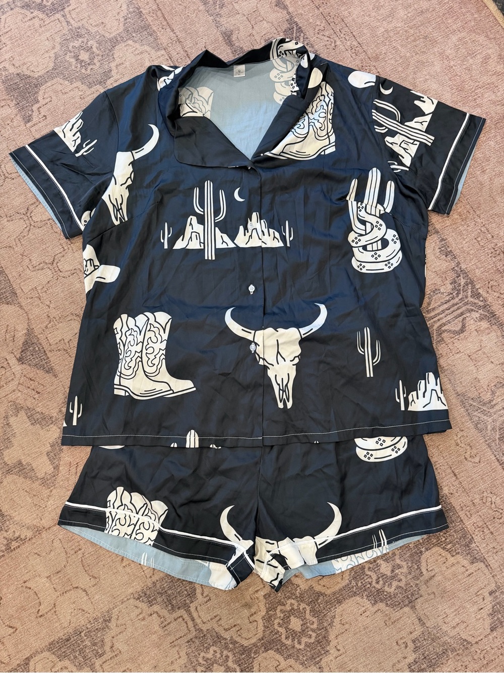 Women’s Black Western Print Short Pajama Set